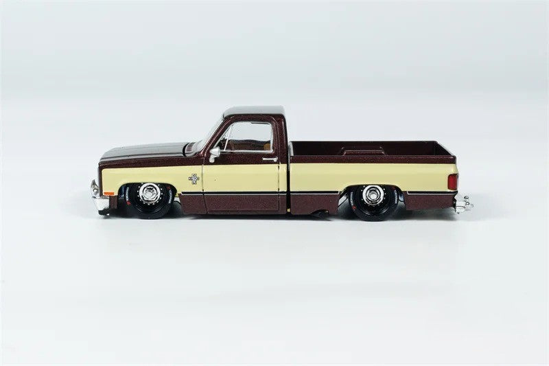 Kaido House x Mini GT Silverado Vintage Special | 1:64 Scale Diecast Custom Pickup Truck