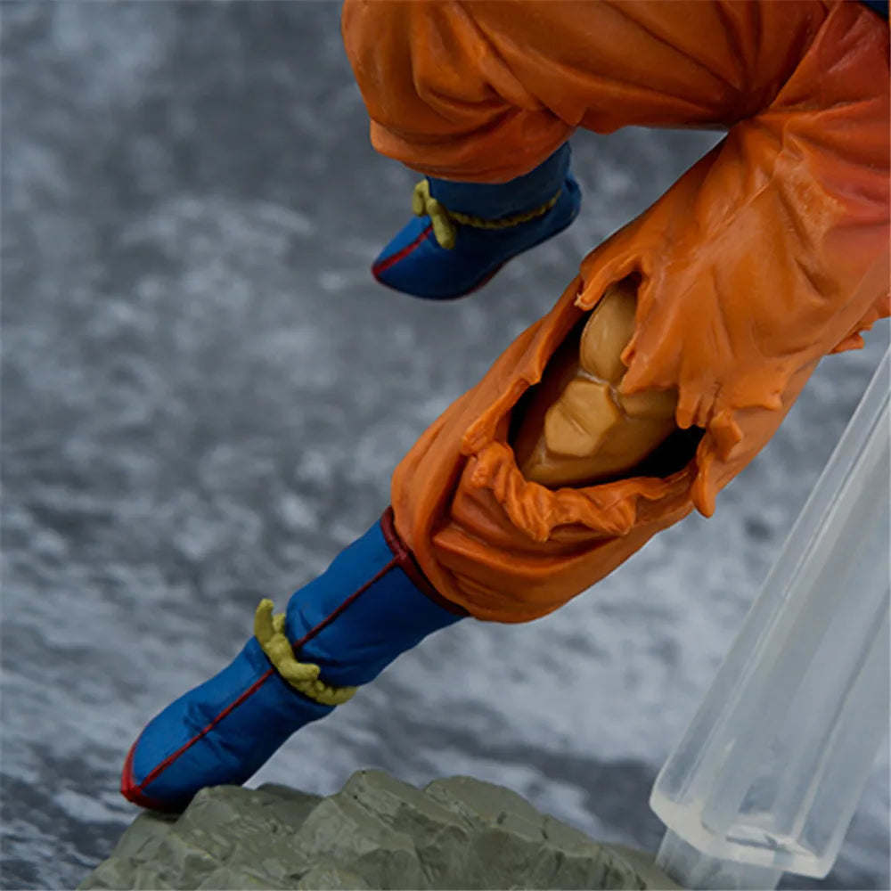 Dragon Ball Z Goku Action Figure | 21 cm Battle Pose Collectible Statue