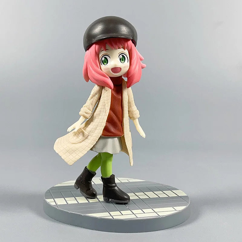 Anya Forger Winter Outfit Collectible Figure | 14 cm Spy x Family Action Figurine - 2
