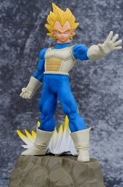 Dragon Ball Z Vegeta Super Saiyan Action Figure | 23cm Absolute Perfection Collectible
